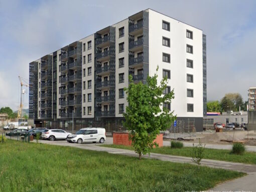 Stanovanjski blok Šolska ulica, Maribor