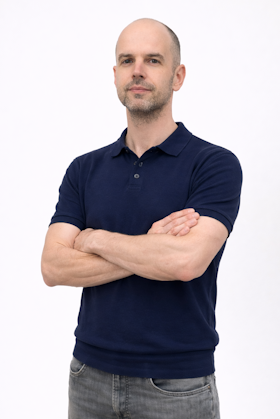 Jernej Valenti, uni. dipl. ing. el.